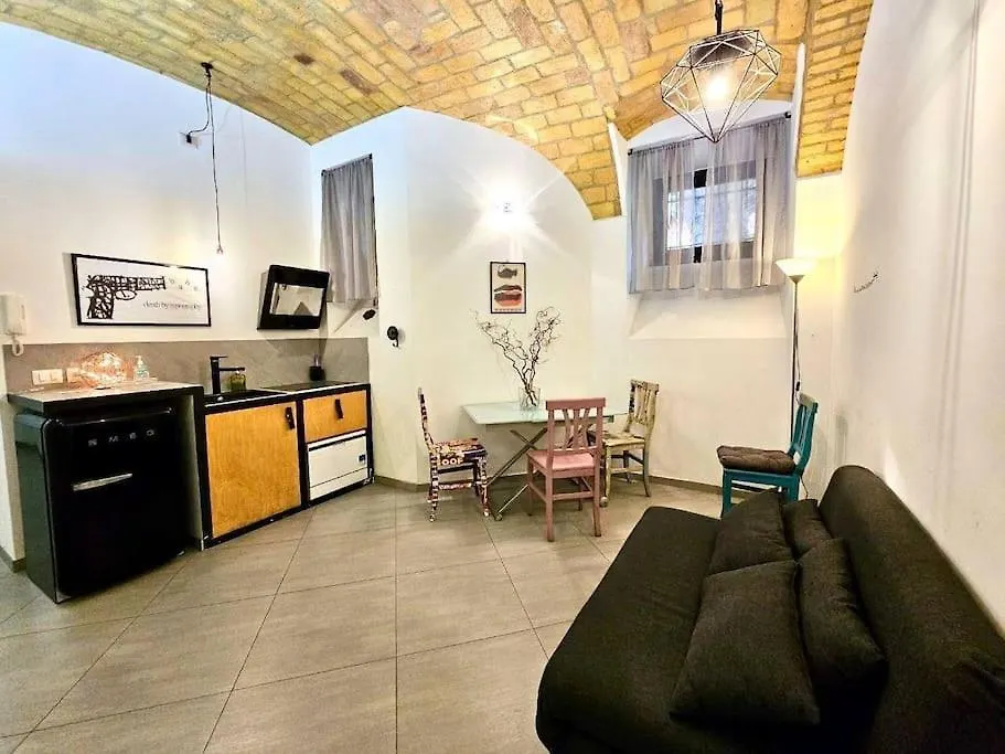 Garbatella Vintage Apartment Rome Italy